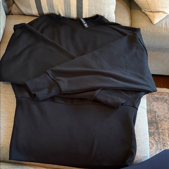 Athleta Black Potrero Sweatshirt - Picture 2 of 4
